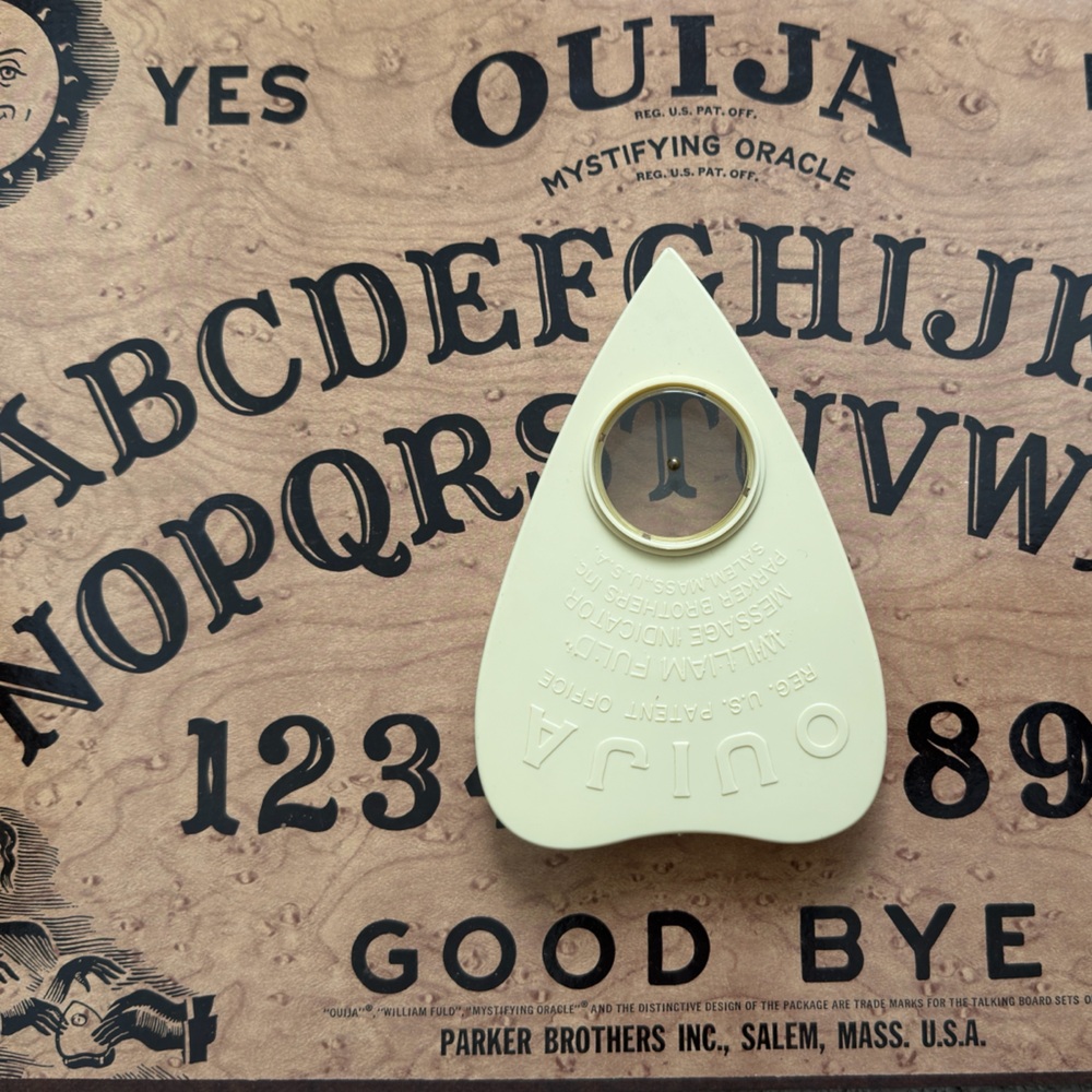 William fuld mystifying oracle ouija board VINTAGE